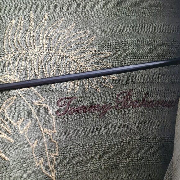 Tommy Bahama Shirt Mens Large Green 100% Silk Palm Leaf Jacquard Camp Button Up - Picture 4 of 13